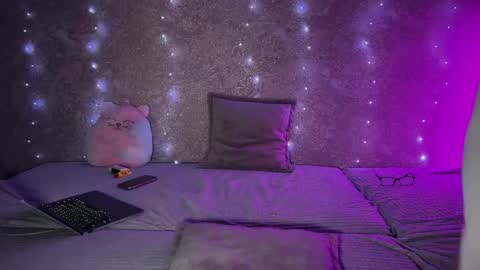 Snapshot of divine_hannah chatting on January 2026 06:02:02 PM Hannah online show from January 2026 06:02:02 PM