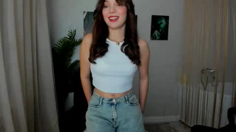 Hannah online show from November 2025 03:54:01 AM