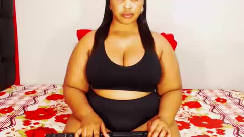 divinebooty93 online show from November 2025 12:27:02 PM