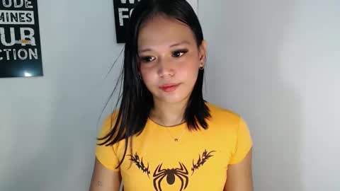 Crystal mae online show from April 2026 02:41:01 PM