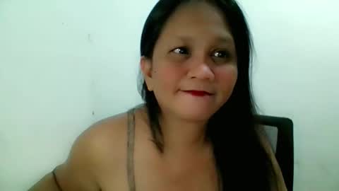 Snapshot of divinegrace10 chatting on November 2025 03:05:01 AM Divine Grace Close To Your Hear online show from November 2025 03:05:01 AM