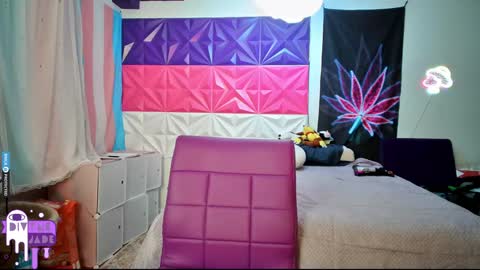 Snapshot of divynejade chatting on December 2024 11:03:01 PM Jade Divyne online show from December 2024 11:03:01 PM