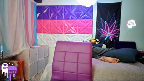 Snapshot of divynejade chatting on December 2024 02:09:02 AM Jade Divyne online show from December 2024 02:09:02 AM