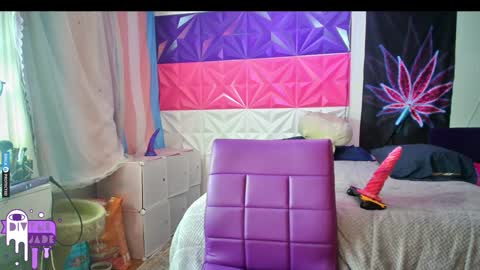 Snapshot of divynejade chatting on December 2024 03:58:01 AM Jade Divyne online show from December 2024 03:58:01 AM