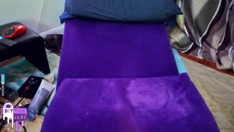 Snapshot of divynejade chatting on March 2025 04:35:02 AM Jade Divyne online show from March 2025 04:35:02 AM