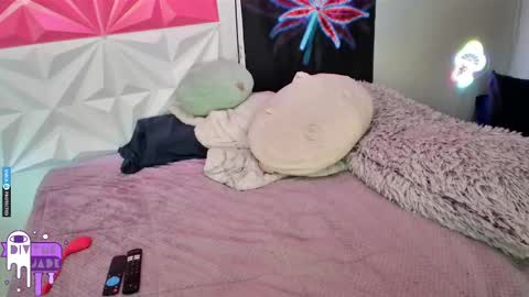 Snapshot of divynejade chatting on March 2025 02:34:02 PM Jade Divyne online show from March 2025 02:34:02 PM