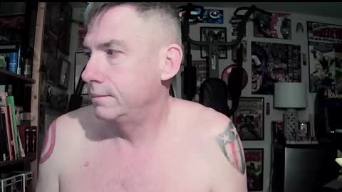 dix_handley_50 online show from November 2025 12:17:01 PM