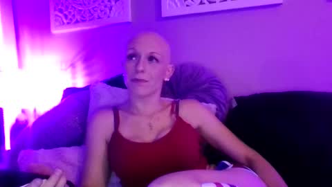 Snapshot of dixieglam chatting on September 2025 09:11:02 AM dixieglam online show from September 2025 09:11:02 AM