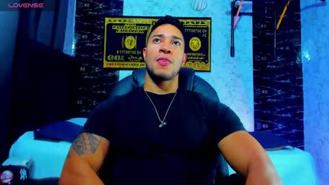 Snapshot of dixon_ray_ chatting on October 2025 12:47:01 AM Dixon online show from October 2025 12:47:01 AM