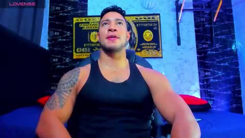 Snapshot of dixon_ray_ chatting on November 2025 02:04:02 AM Dixon online show from November 2025 02:04:02 AM