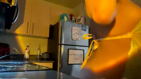 Snapshot of dizzinsweatyy chatting on March 2025 08:32:01 PM dizzinsweatyy online show from March 2025 08:32:01 PM