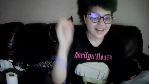 Snapshot of dizzinsweatyy chatting on February 2026 06:37:02 PM dizzinsweatyy online show from February 2026 06:37:02 PM