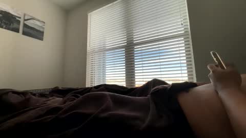 Snapshot of dj9469615 chatting on February 2026 04:22:02 PM dj9469615 online show from February 2026 04:22:02 PM