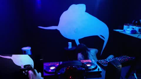 Snapshot of dj_capitain_claw chatting on February 2025 02:14:02 AM Adrian Arturo online show from February 2025 02:14:02 AM