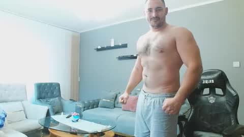 STR8 BOYv online show from October 2025 06:30:01 AM