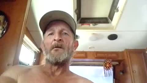 Snapshot of dl75doy chatting on November 2025 01:59:01 AM dl75doy online show from November 2025 01:59:01 AM