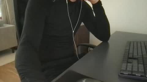 doctor_luv_69 online show from February 2026 10:38:01 AM