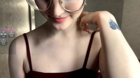 Snapshot of dodiebabikian chatting on May 2026 09:20:02 PM Annie PVT IS OPEN online show from May 2026 09:20:02 PM