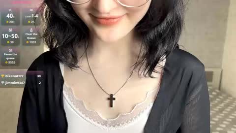 Snapshot of dodiebabikian chatting on May 2026 09:54:01 PM Annie PVT IS OPEN online show from May 2026 09:54:01 PM
