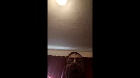 dog1822 online show from May 2026 12:10:02 PM