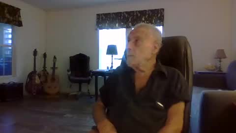 dogluc7 online show from December 2024 08:50:01 PM