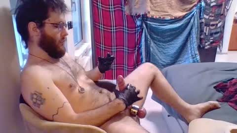 dogwithamohawk online show from December 2025 09:35:02 AM