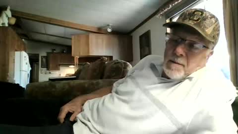 Snapshot of doingmyself69 chatting on September 2025 06:53:02 PM doingmyself69 online show from September 2025 06:53:02 PM