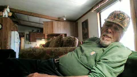 Snapshot of doingmyself69 chatting on September 2025 09:29:02 PM doingmyself69 online show from September 2025 09:29:02 PM