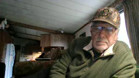 Snapshot of doingmyself69 chatting on November 2025 07:35:01 PM doingmyself69 online show from November 2025 07:35:01 PM