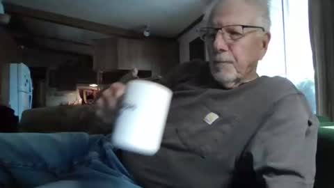 Snapshot of doingmyself69 chatting on June 2026 02:44:02 PM doingmyself69 online show from June 2026 02:44:02 PM