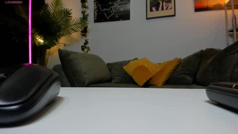 Betty online show from March 2025 11:33:01 AM