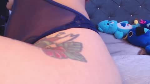 doll_and_thebrown online show from March 2026 06:08:01 PM