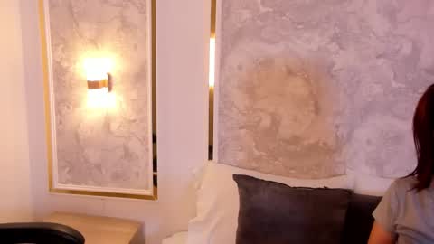 D  online show from December 2025 02:41:02 AM