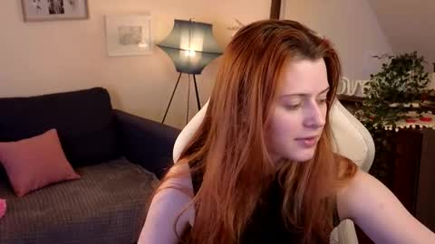 Your doll Lesli online show from February 2025 05:15:01 PM