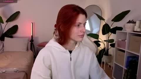 Your doll Lesli online show from January 2026 10:42:01 AM