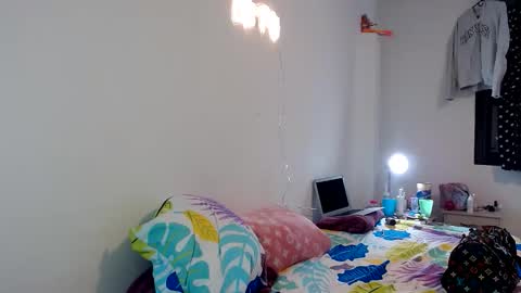 Catherine XXX online show from March 2026 01:23:02 AM