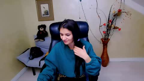 Snapshot of doll_stylish_ chatting on January 2025 07:20:01 AM dol online show from January 2025 07:20:01 AM