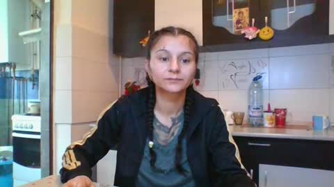 Snapshot of doll_stylish_ chatting on February 2025 06:43:02 AM dol online show from February 2025 06:43:02 AM