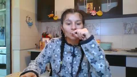 Snapshot of doll_stylish_ chatting on February 2025 06:08:02 AM dol online show from February 2025 06:08:02 AM