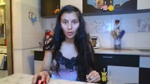 Snapshot of doll_stylish_ chatting on March 2025 08:14:02 PM dol online show from March 2025 08:14:02 PM