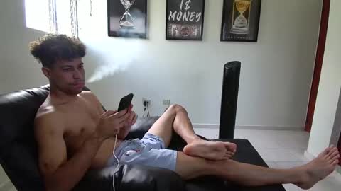 DollarHot30 online show from April 2026 02:17:02 PM