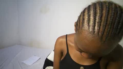 dollberry online show from March 2025 07:21:02 PM