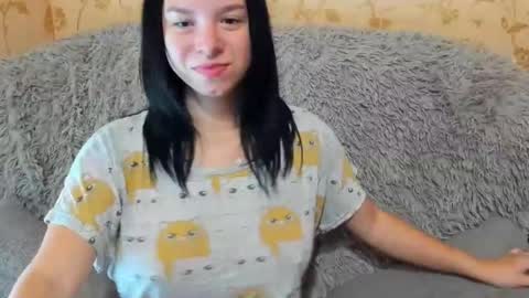 Dolli online show from October 2025 08:00:02 AM