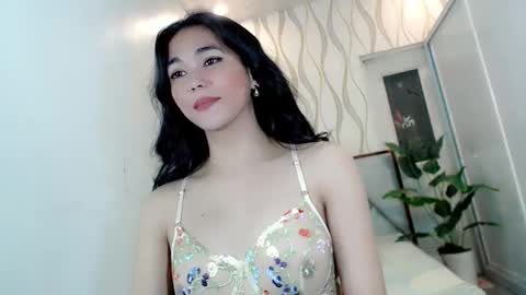 Make me Happy online show from October 2025 06:08:02 PM