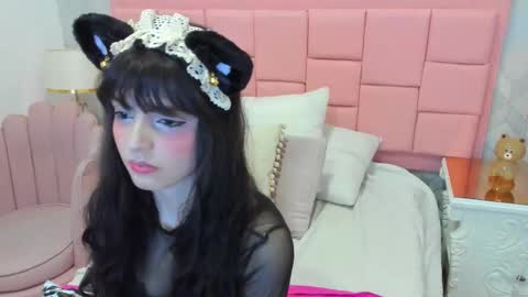 dolly_kitter online show from December 2025 11:17:01 AM