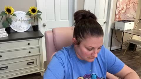 Dolly online show from February 2025 09:25:02 PM