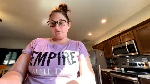 Dolly online show from February 2025 04:53:01 PM