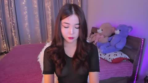 Snapshot of dollyiaa chatting on May 2026 01:37:02 PM Dollya online show from May 2026 01:37:02 PM