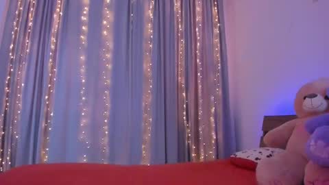 Snapshot of dollyiaa chatting on May 2026 02:50:01 AM Dollya online show from May 2026 02:50:01 AM