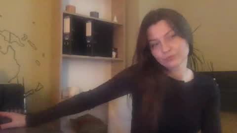 DollyRoma online show from December 2025 11:59:01 AM